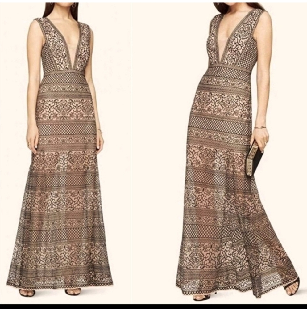 BCBGMaxAzria Aurora Embroidered Trumpet Gown. Sz 6.
